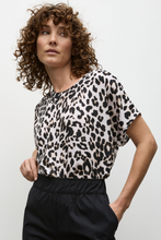 Load image into Gallery viewer, Mela Purdie Cap Shell | Cheetah Print
