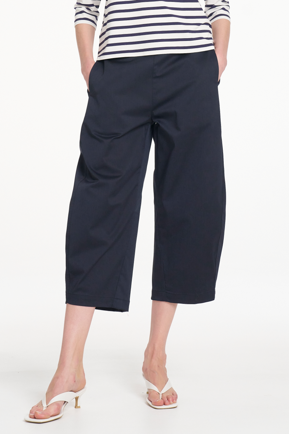 Mela Purdie Crop Barrel Pant in Navy Cotton Panama
