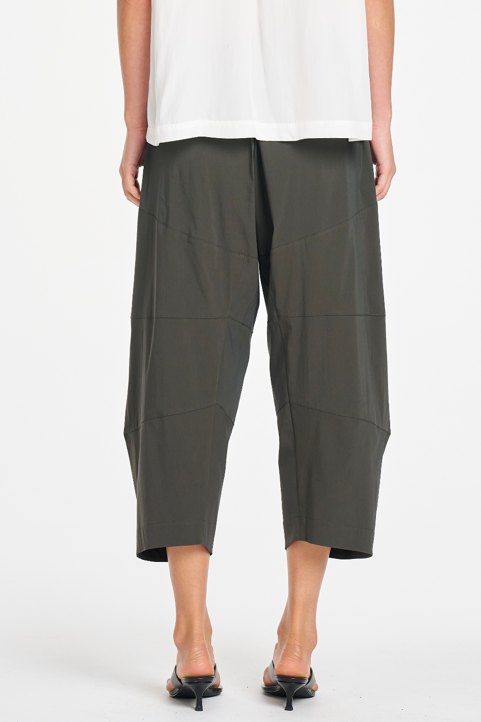 Mela Purdie Cropped Tuscan Pant in Bark Microprene