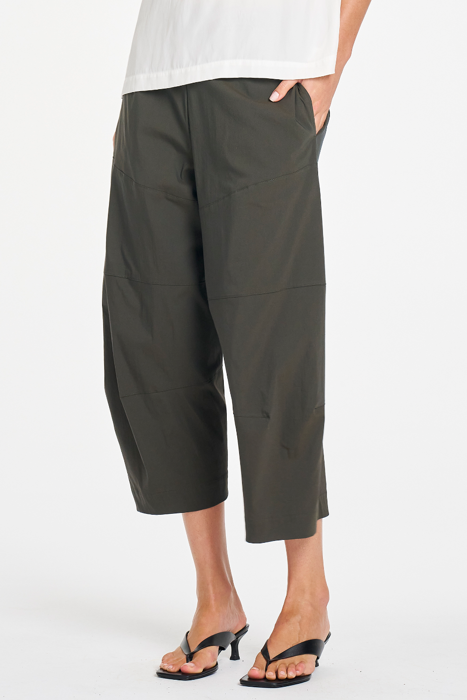 Mela Purdie Cropped Tuscan Pant in Bark Microprene