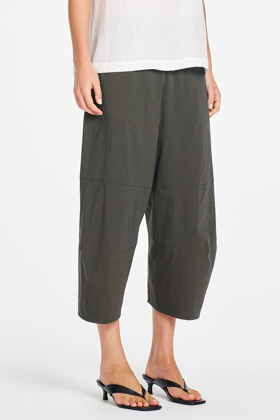 Mela Purdie Cropped Tuscan Pant in Bark Microprene