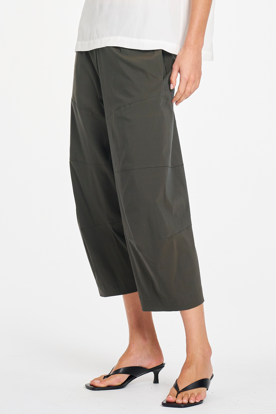 Mela Purdie Cropped Tuscan Pant in Bark Microprene