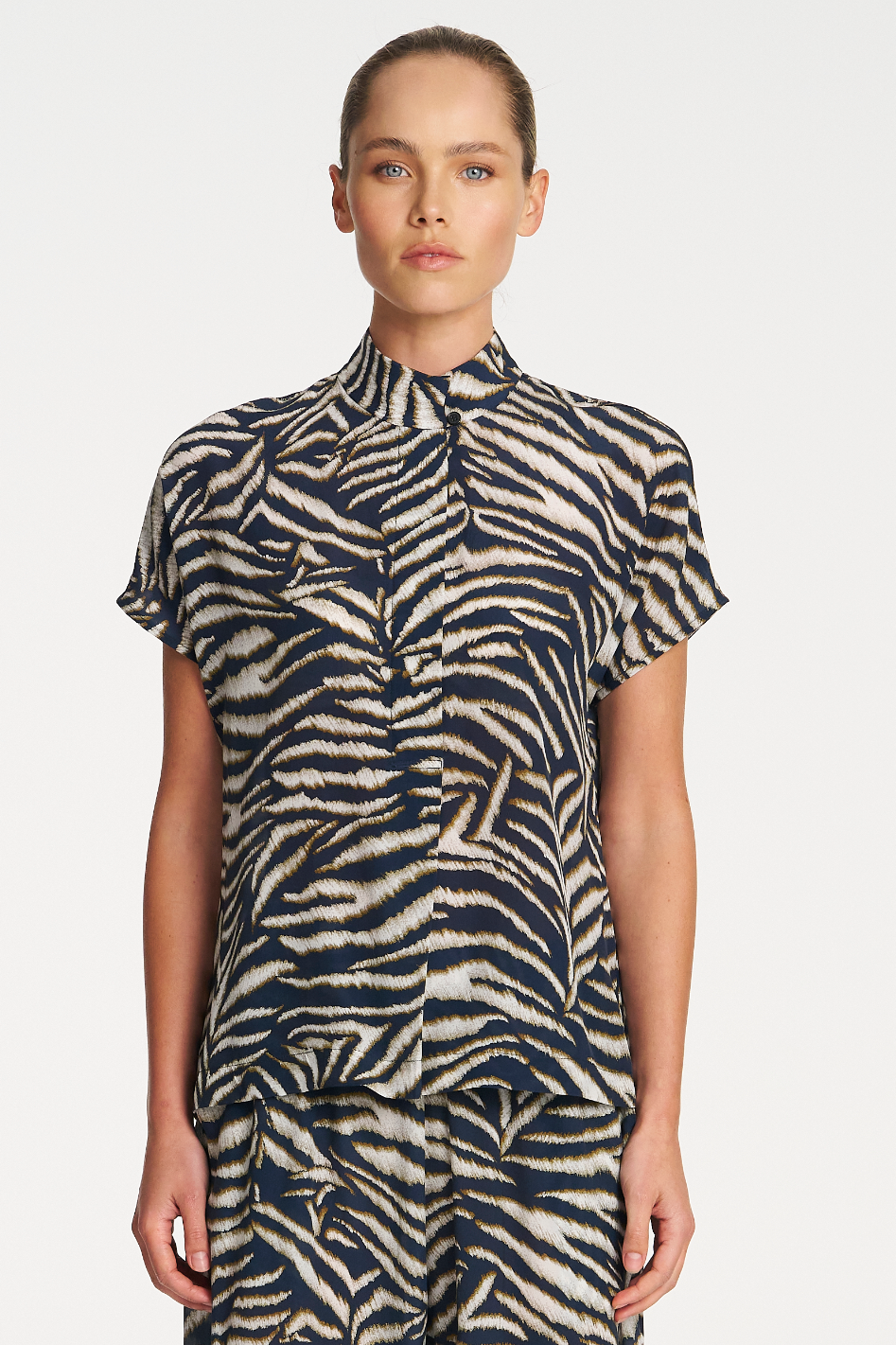 Mela Purdie Funnel Shell in Brush Print Silk