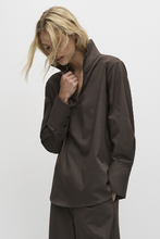 Load image into Gallery viewer, Mela Purdie Half Zip Blouse | Gravitene | Leather Twill
