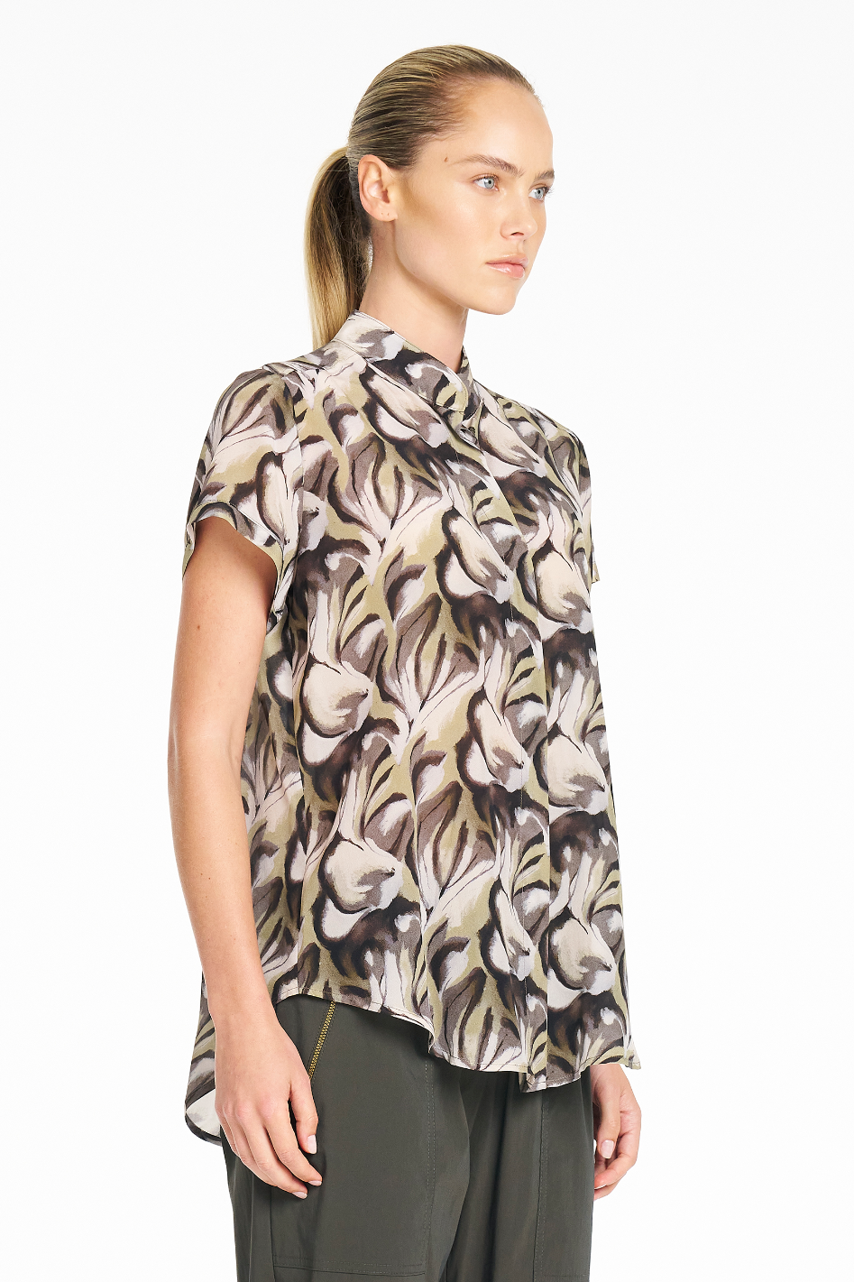 Mela Purdie Soft Stand Shirt in Bayleaf Print Silk
