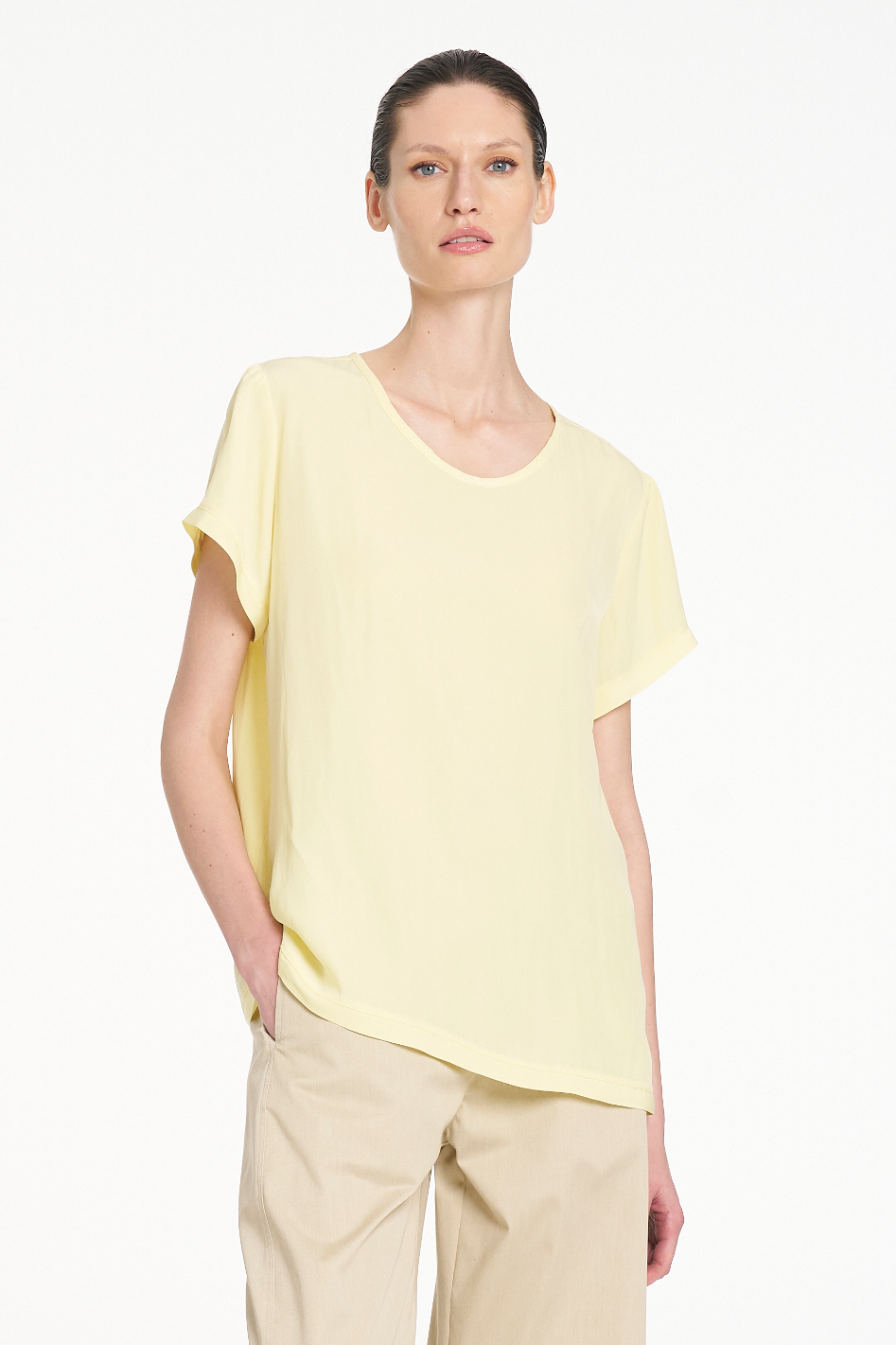 Mela Purdie Travel T in Lemon Mache