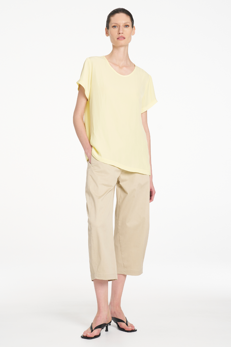 Mela Purdie Travel T in Lemon Mache