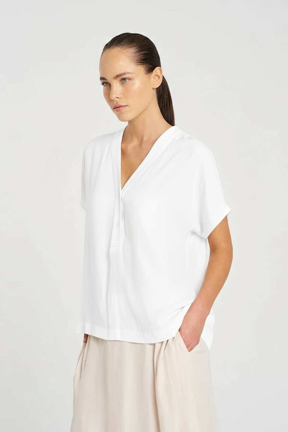 Mela Purdie Wedge Tab Shell in Mache White