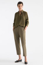 Load image into Gallery viewer, Mela Purdie Welt Pocket Trouser in Otter Stretch Chintz

