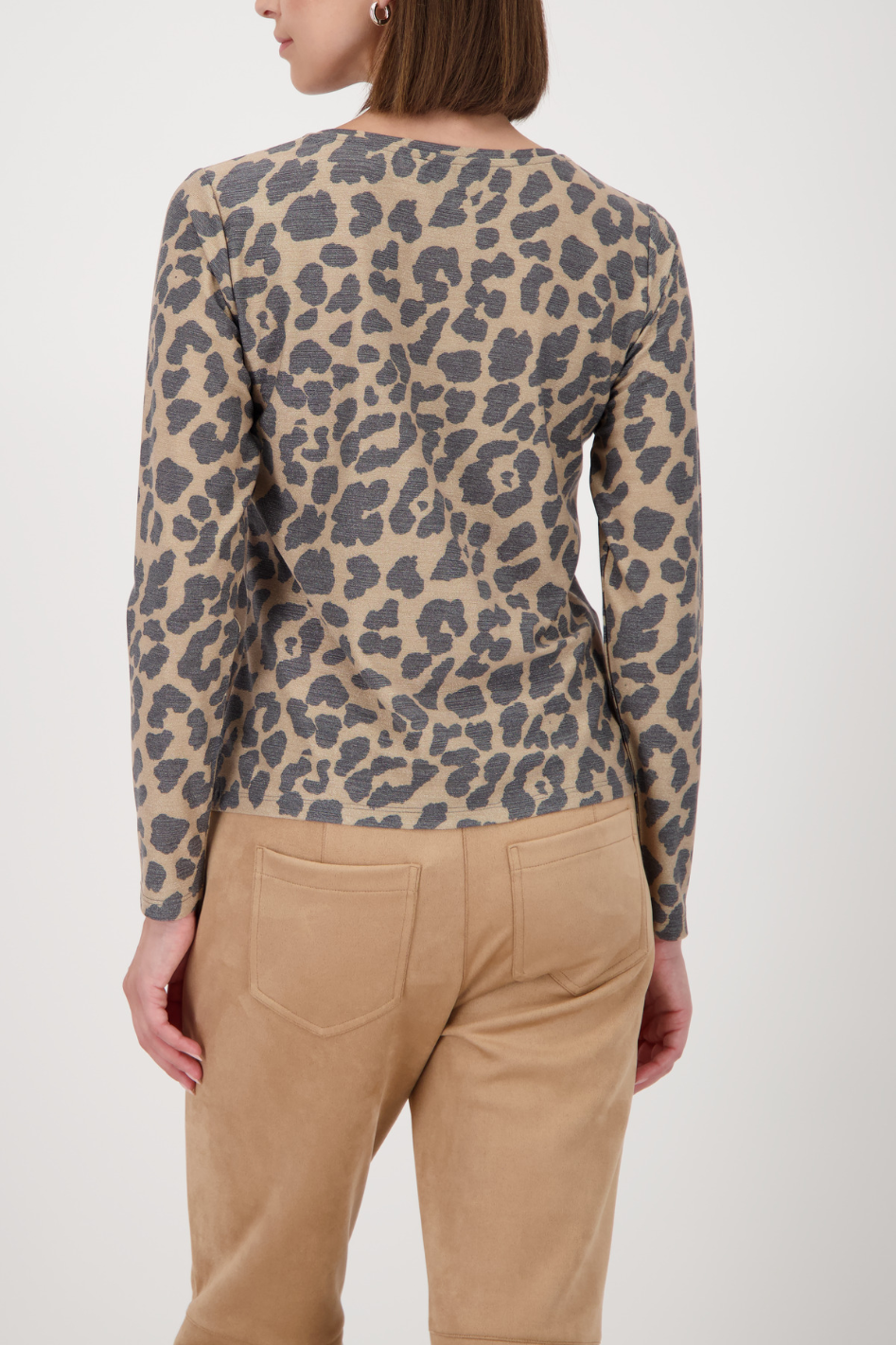 Monari Long-Sleeve Pullover in Leo