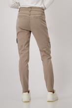 Load image into Gallery viewer, Monari Pocket Pant | Milk Chocolate | 808403
