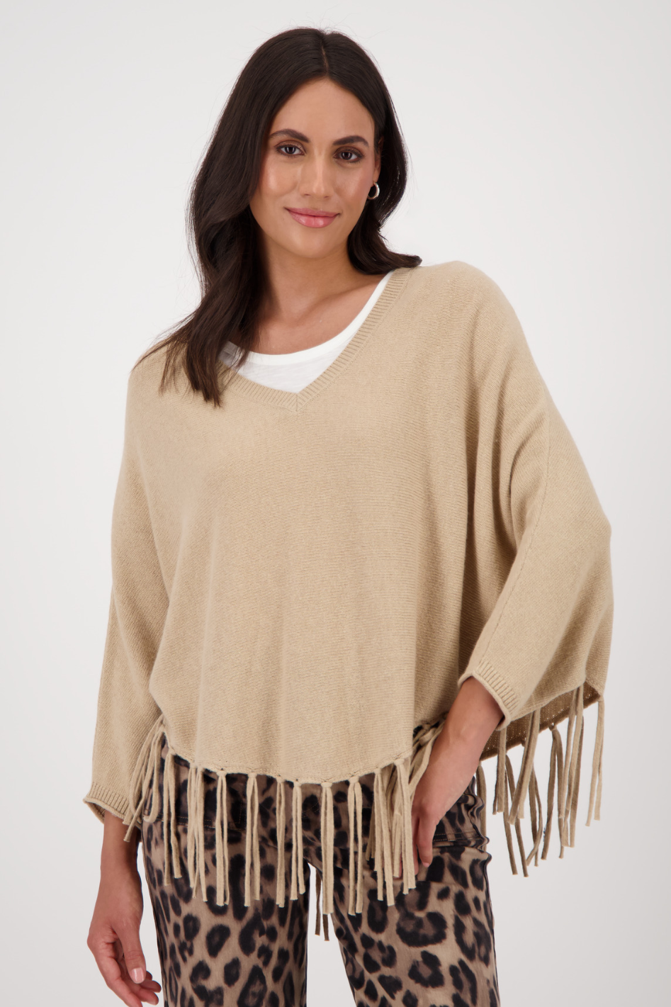 Monari Poncho with Fringes in Cinnamon
