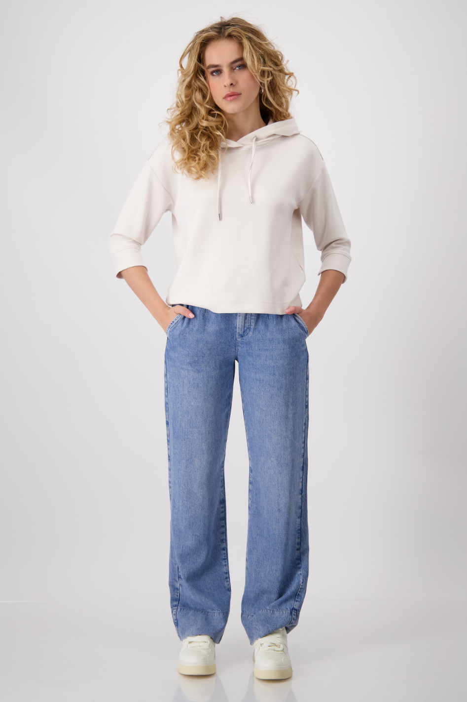 Monari Sweatshirt | Decorative Chain | Cream Beige | 409334