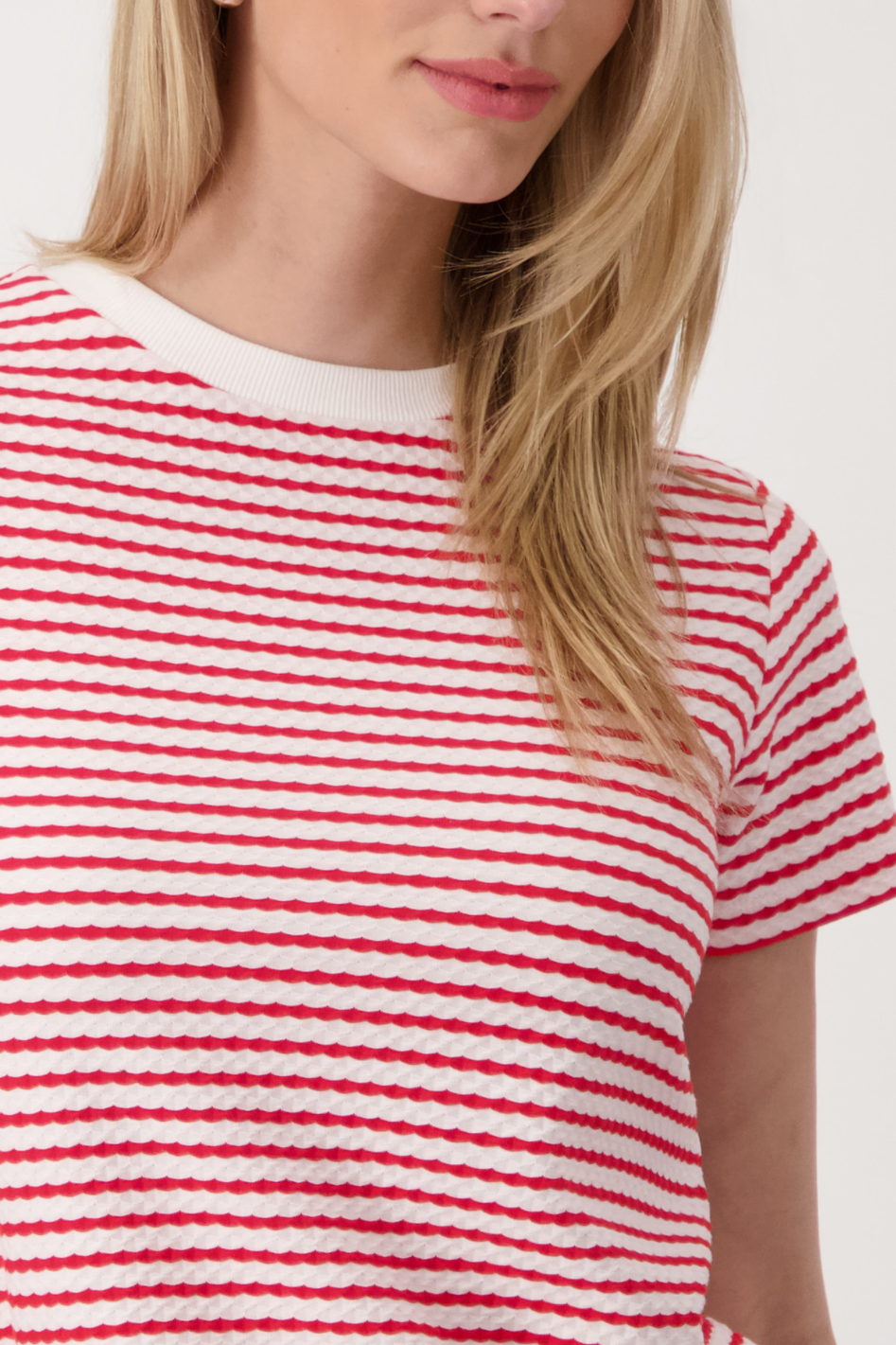 Monari T-Shirt with Texture Red Striped