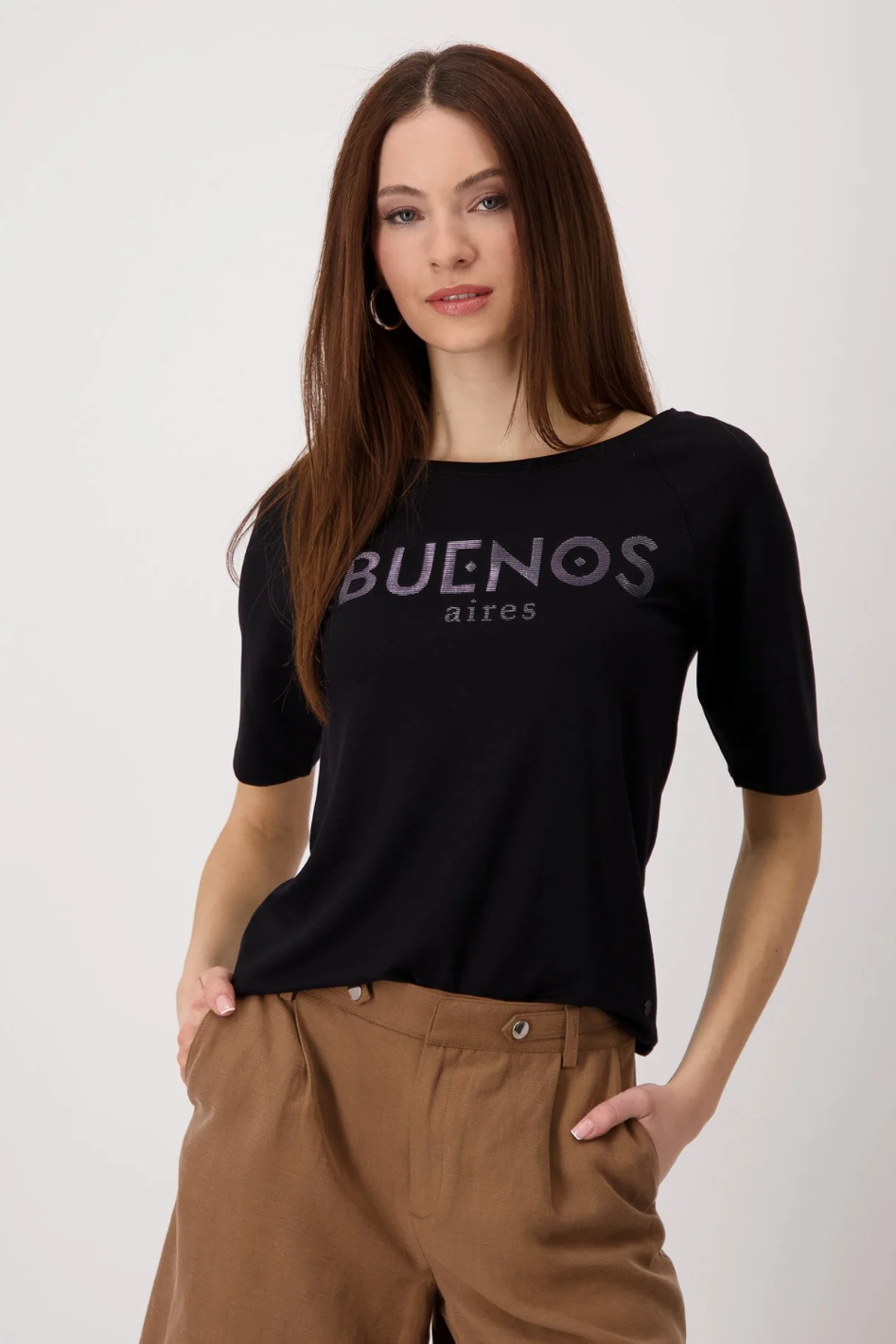 Monari T-Shirt with Glossy 'Buenos' Print in Black