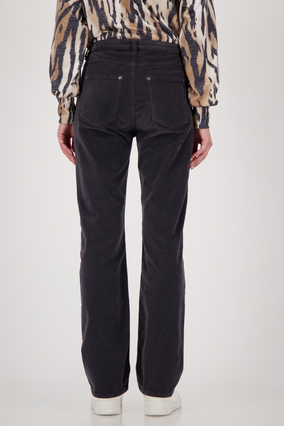 Monari Velour Pant in Anthra