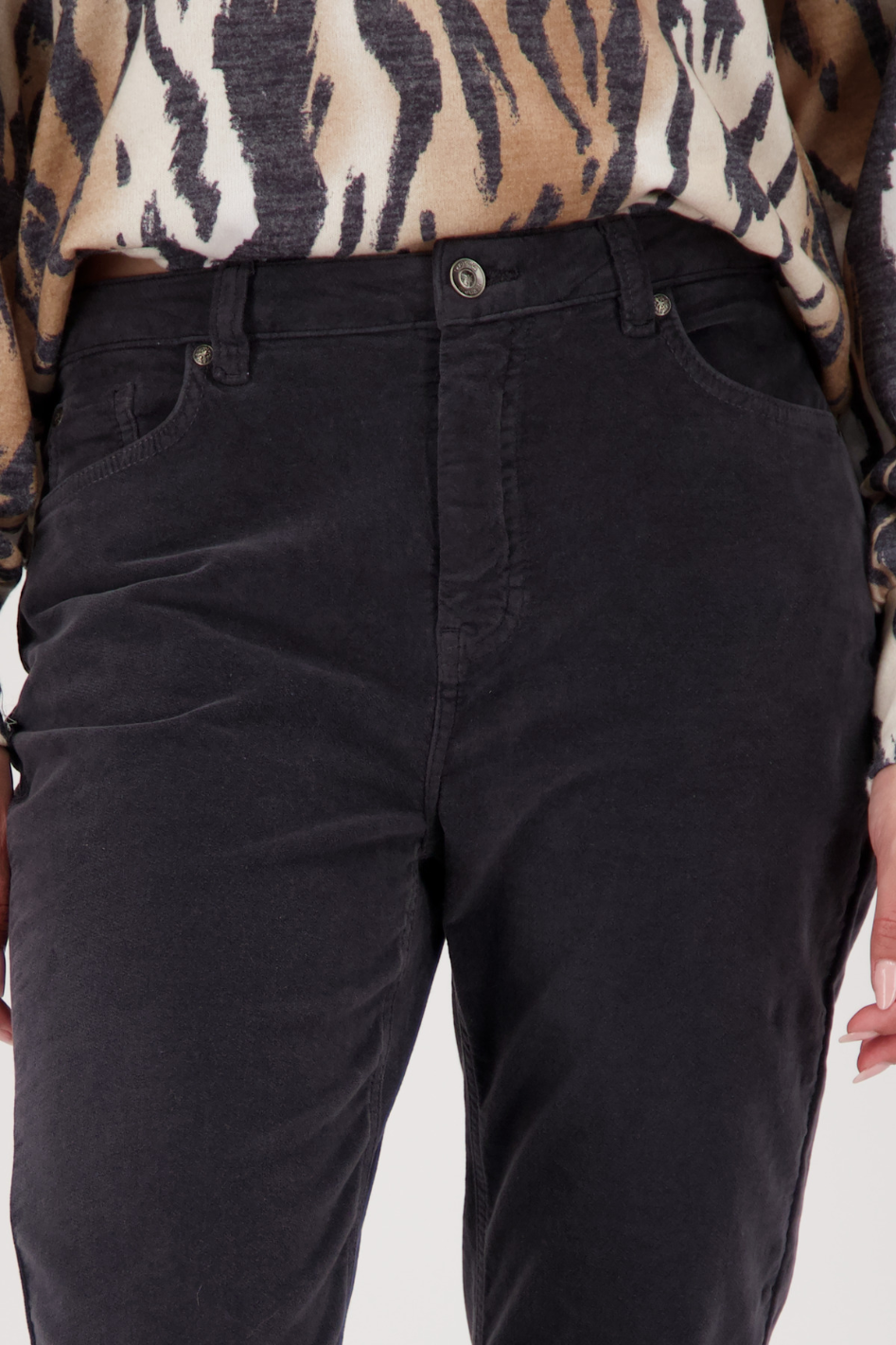 Monari Velour Pant in Anthra