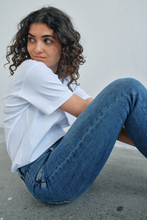 Load image into Gallery viewer, Mos Mosh Aina O-SS Tee | White | 146350
