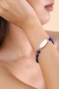 Nature Bijoux Stretch Bracelet with Oval White Mother of Pearl | Cobalt Collection