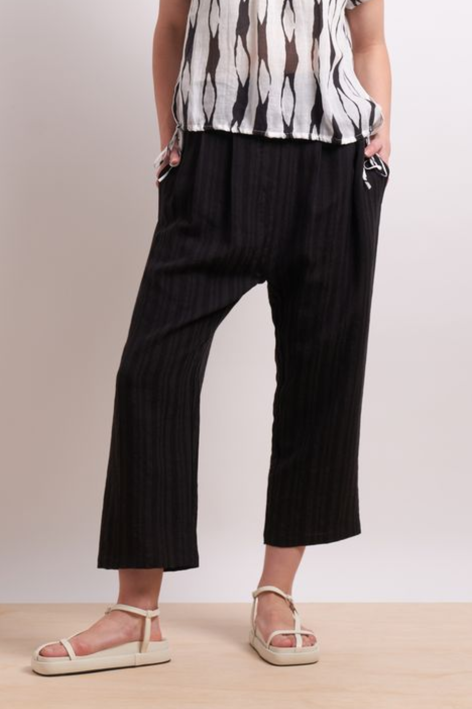 Neris My Space Pant in Onyx Stripe