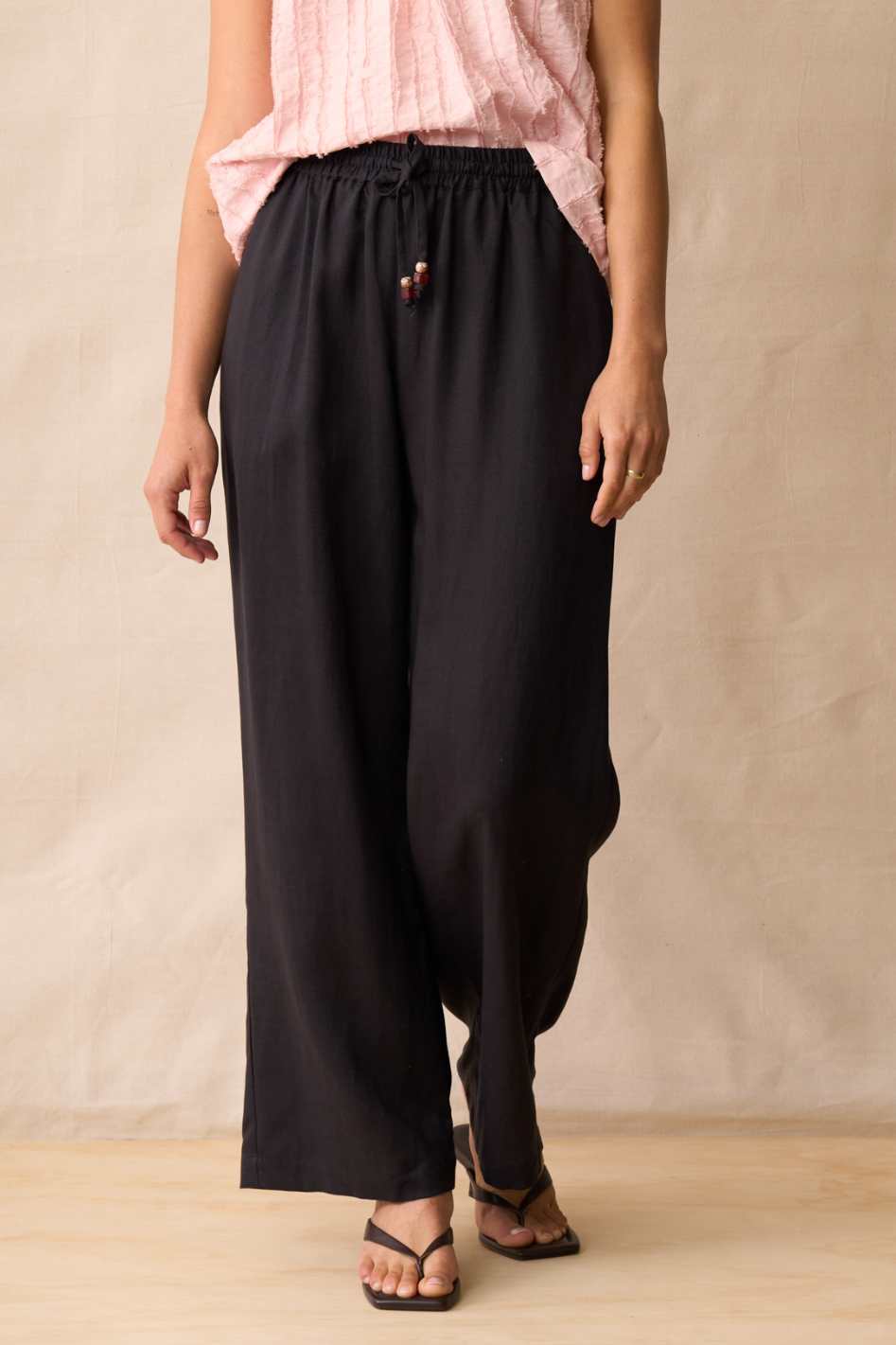 Neris Ramona Pant in Ombre Blue