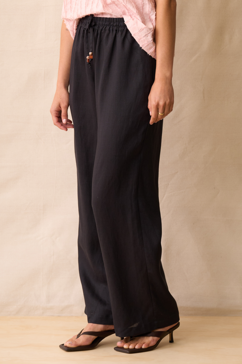 Neris Ramona Pant in Ombre Blue