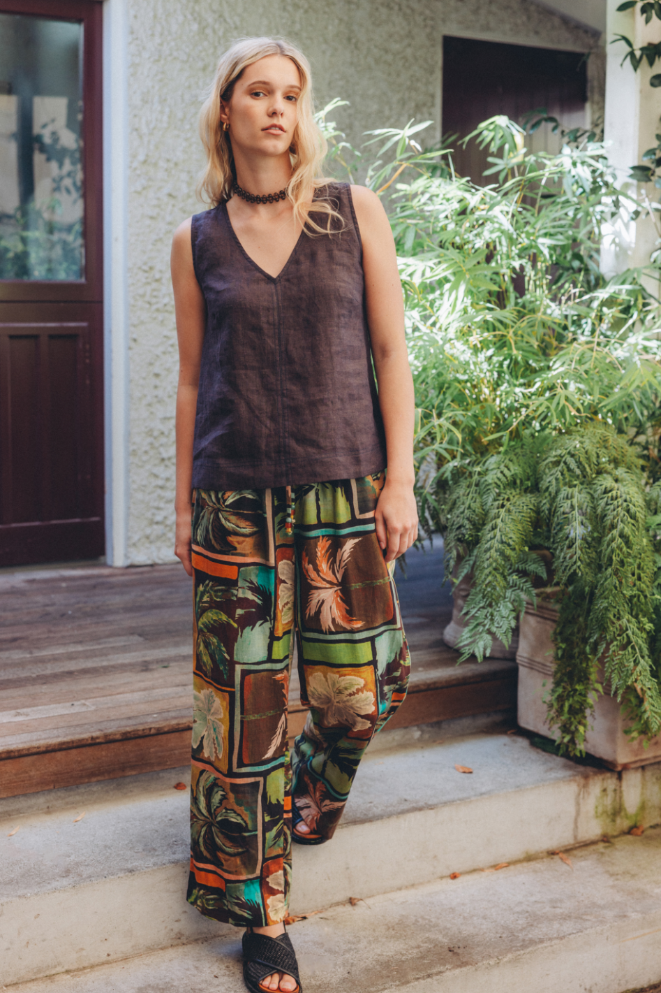 Neris Ramona Pant in Sunset Palms Print