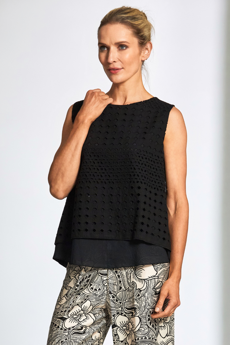 Peruzzi Broderie Top in Black
