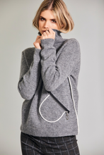 Load image into Gallery viewer, Peruzzi Contrast Seam Knit | Grey | W24178
