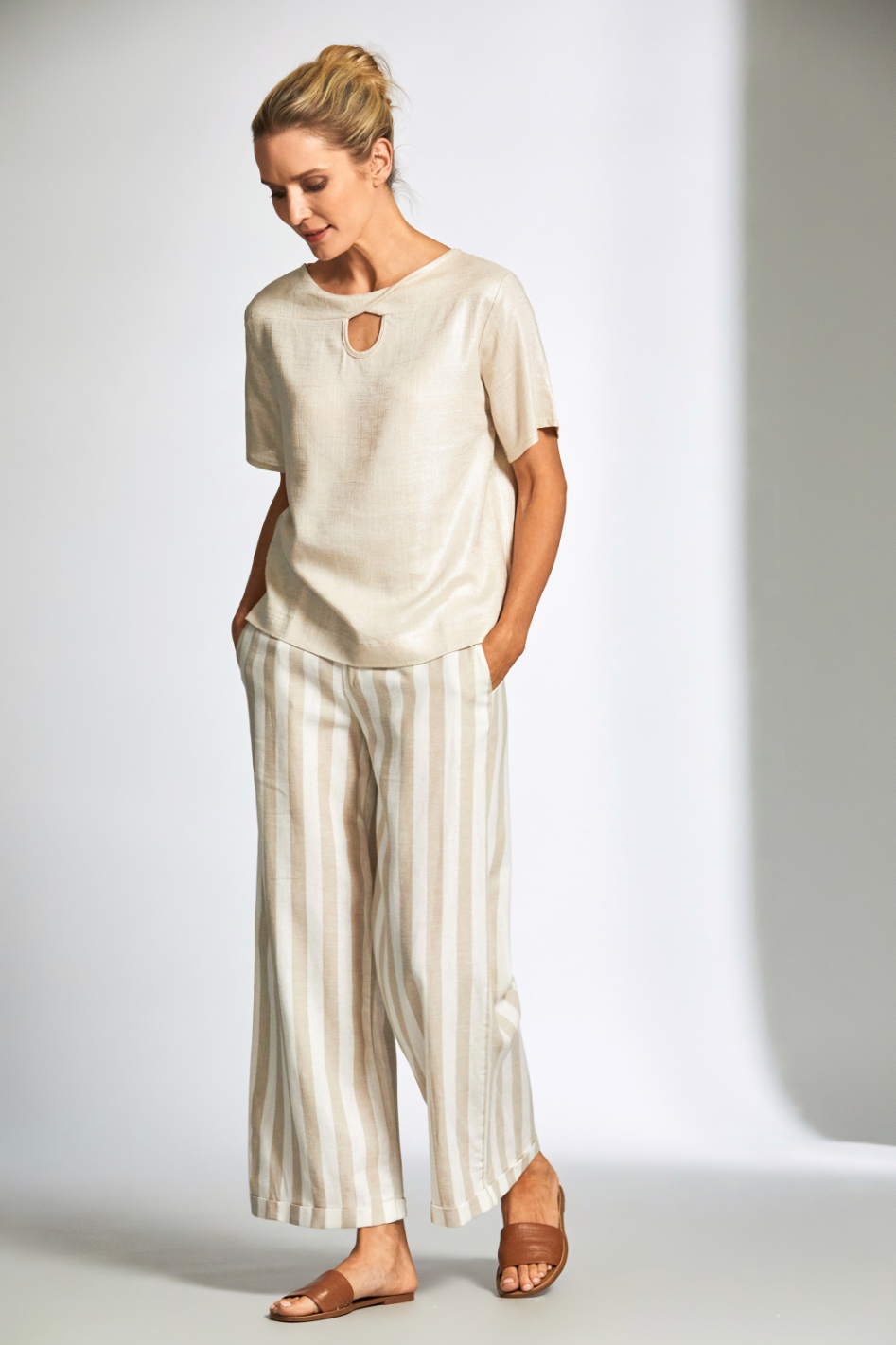 Peruzzi Glazed Linen Top in Sand