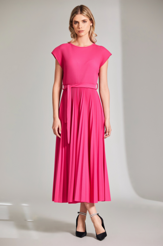 Peruzzi Pleat Dress | Fuchsia | W24511