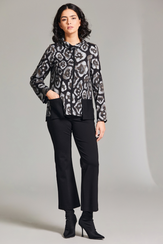 Peruzzi Print Pocket Top | Grey | W24214
