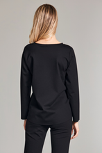 Load image into Gallery viewer, Peruzzi Raised Applique Top | Black | W24170
