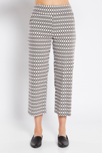 Load image into Gallery viewer, Philosophy Ticket 7/8 Culotte Pant | Jewels Stone Print

