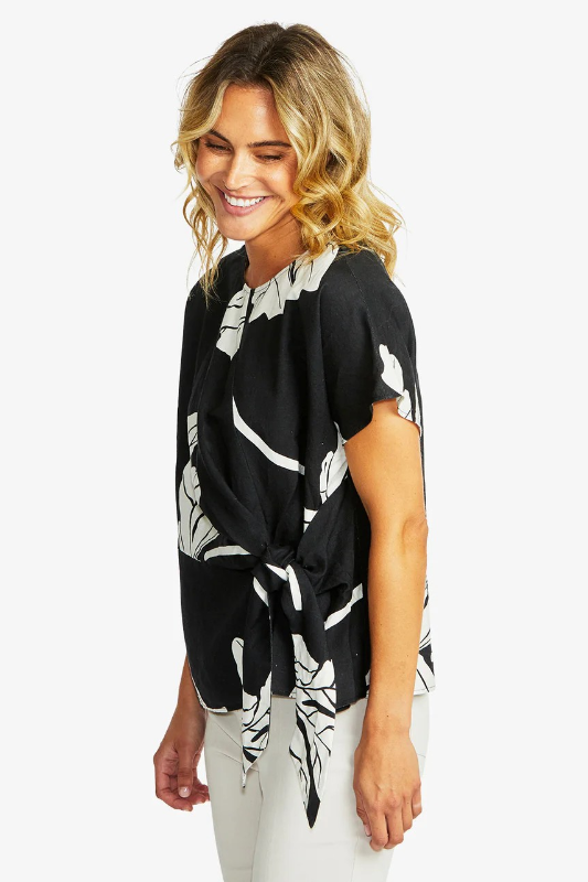 Ping Pong Atlas Knot Front Top | Black/Ivory