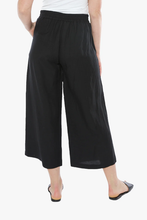 Load image into Gallery viewer, Ping Pong Button Trim Culotte Pant in Black
