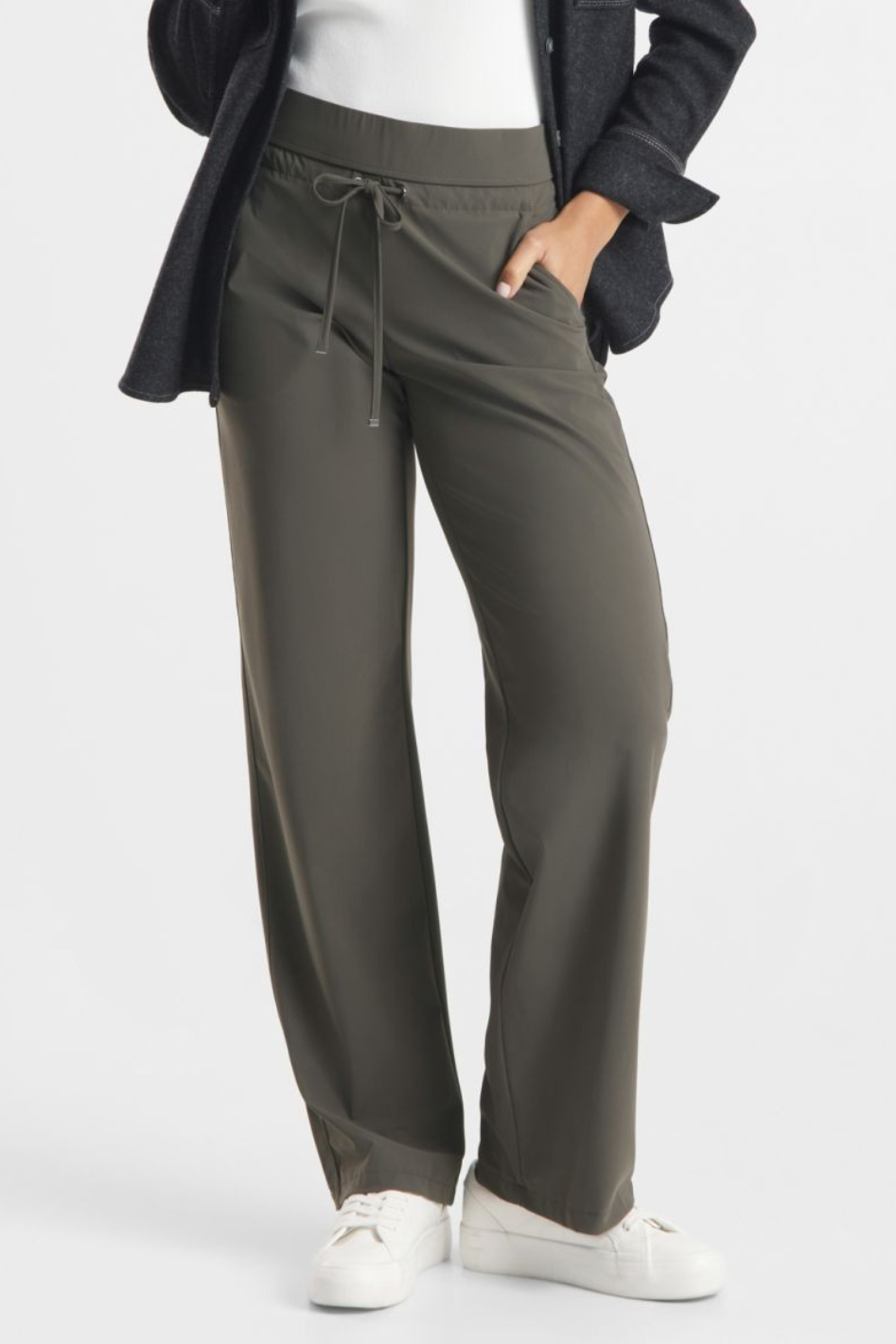 Raffaello Rossi Candice Straight Hightech Pant in Olive