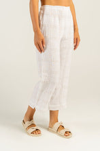 Load image into Gallery viewer, See Saw 7/8 Wide Leg Pant in White and Stone Check
