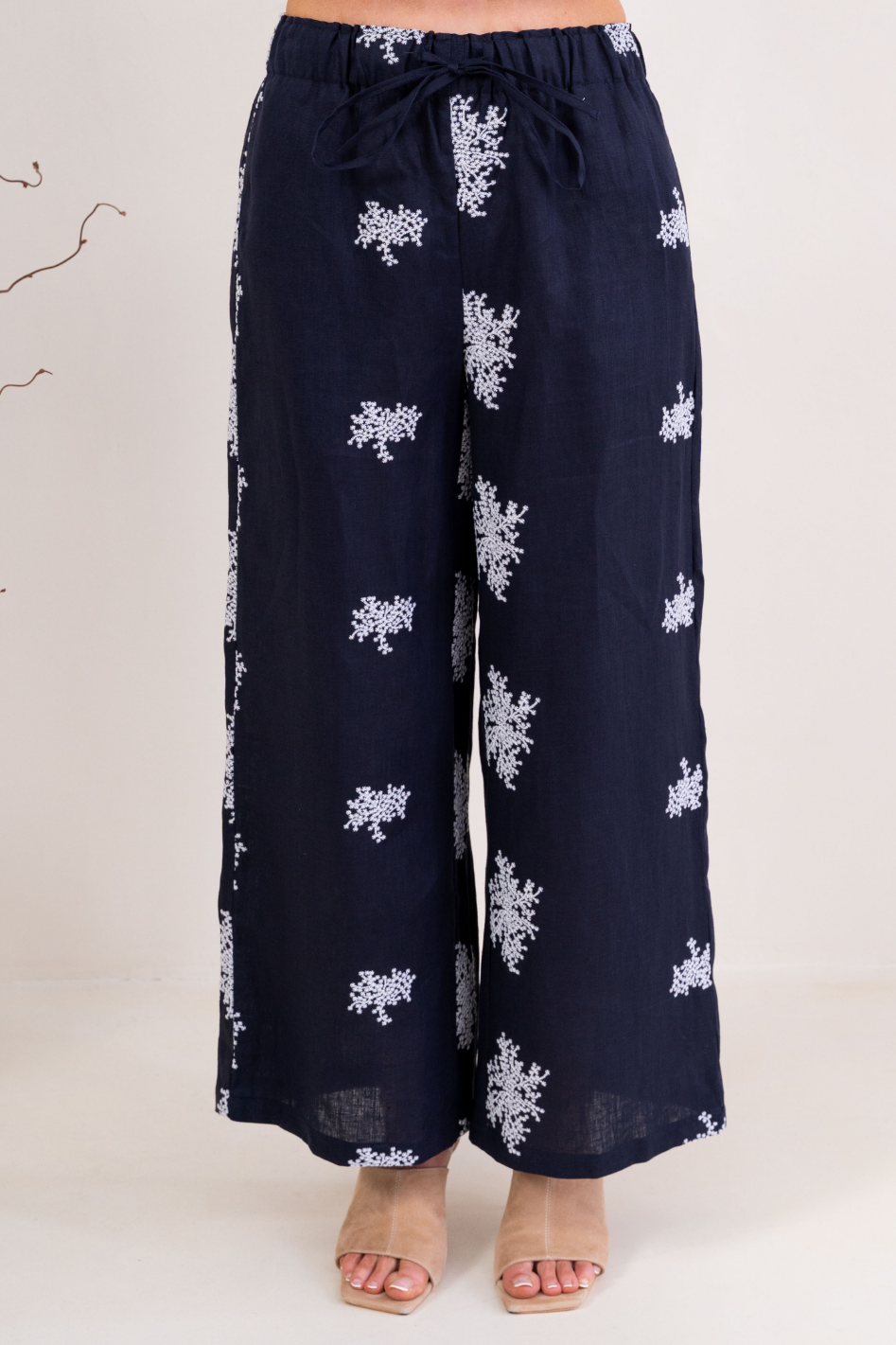 See Saw 7/8 Drawstring Pant in Navy and White Blossom Print