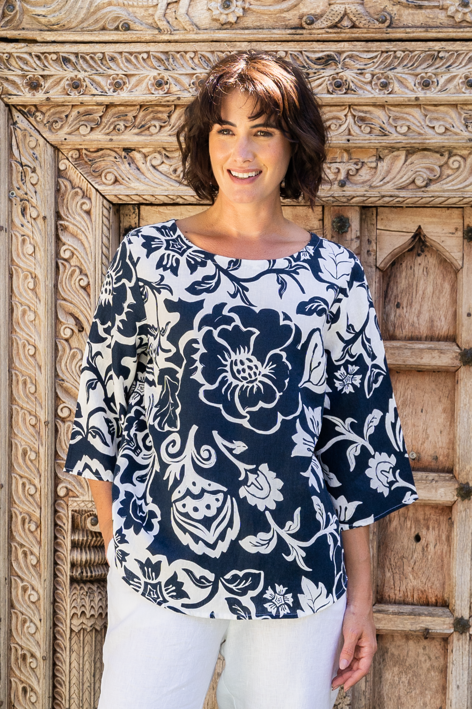 See Saw 3/4 Sleeve Boat Neck Top in Navy Vine Print