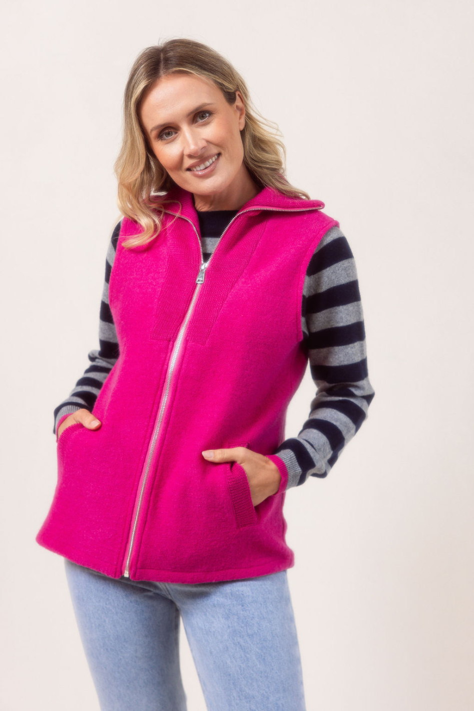 See Saw Boiled Wool Rib Collar Zip Vest in Pink
