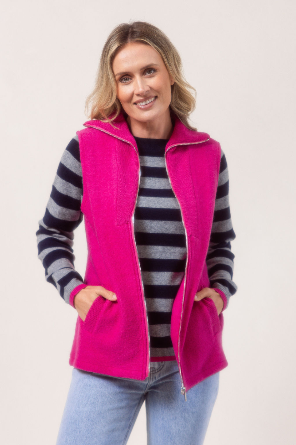 See Saw Boiled Wool Rib Collar Zip Vest in Pink