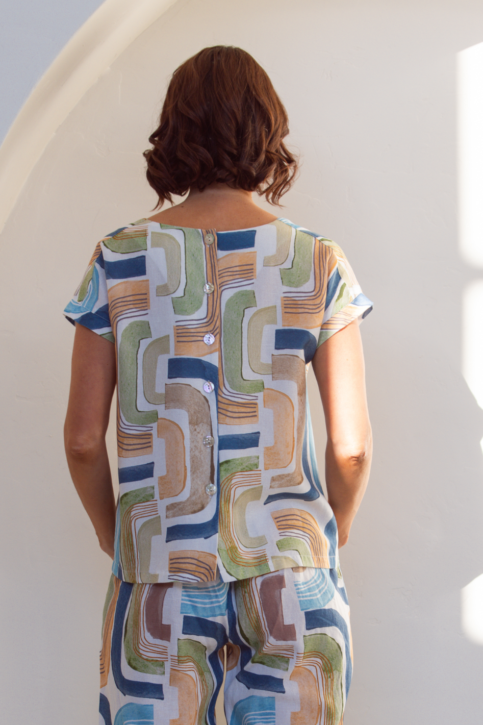 See Saw Cap Sleeve Button Back Top in Seascape Print