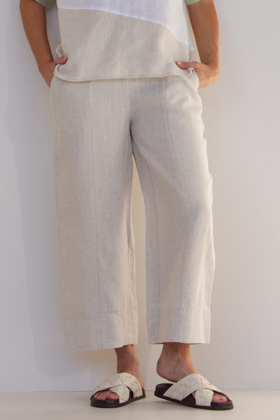 See Saw Linen 7/8 Wide Leg Seam Detail Pant in Natural