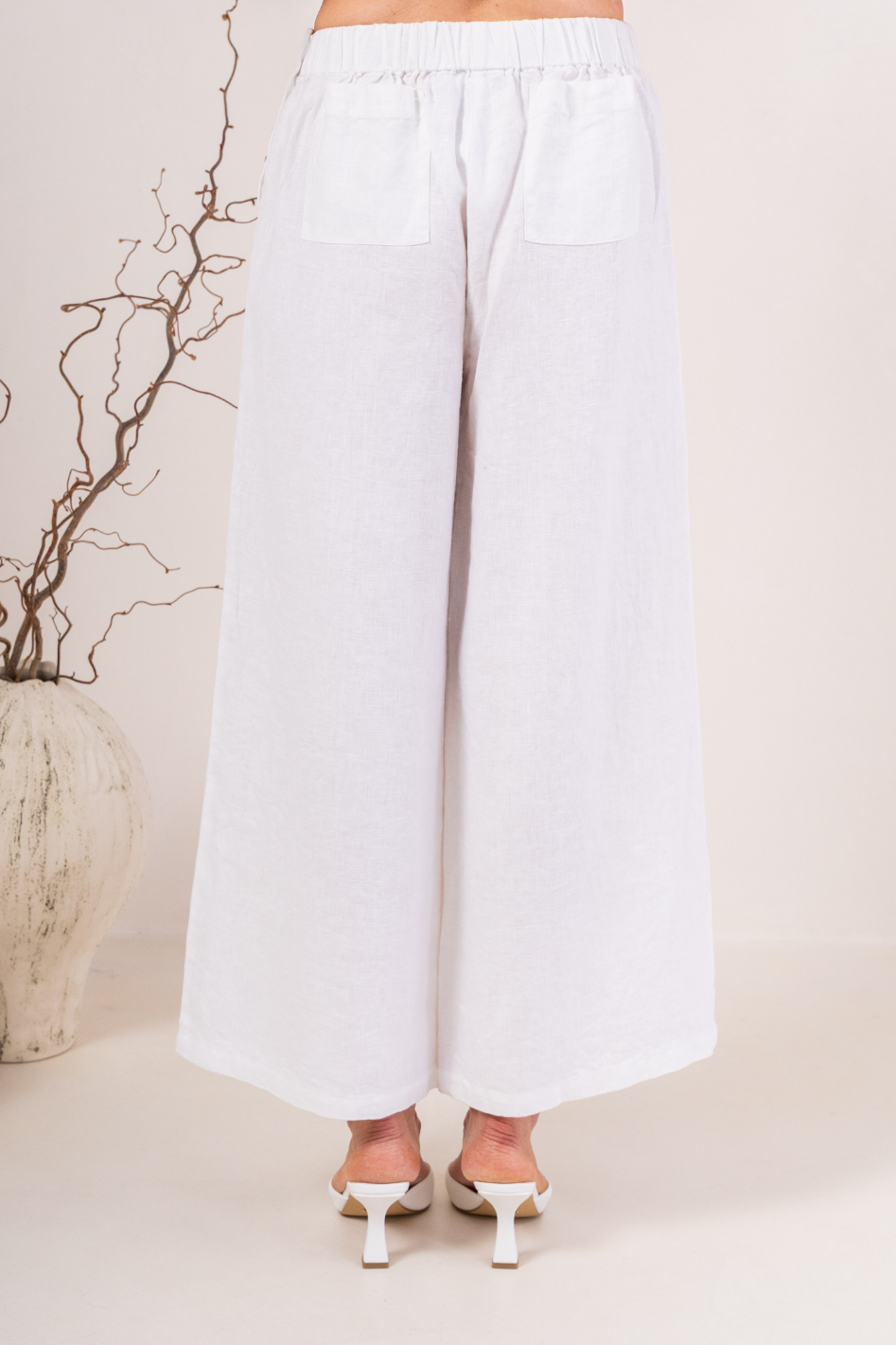 See Saw Linen Palazzo Pant in White