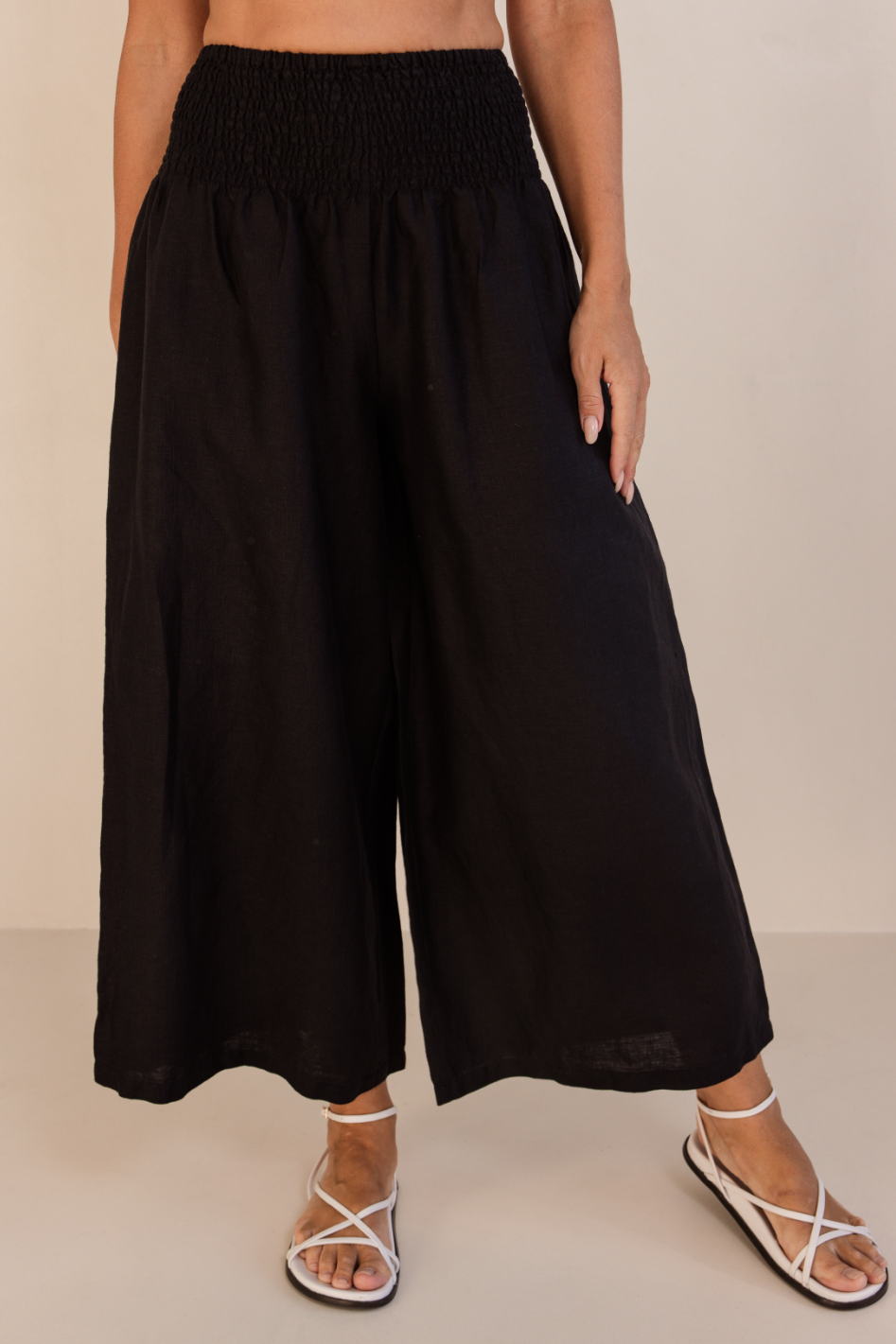 See Saw Linen Shirred Waist Pant | Black