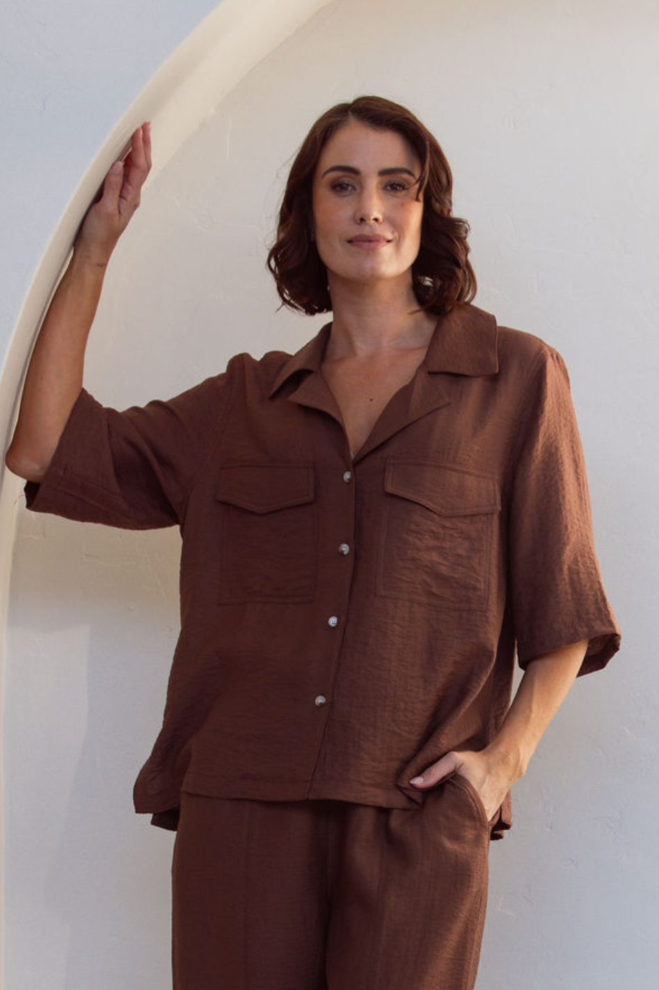See Saw Short Sleeve 2 Pocket Shirt in Coffee