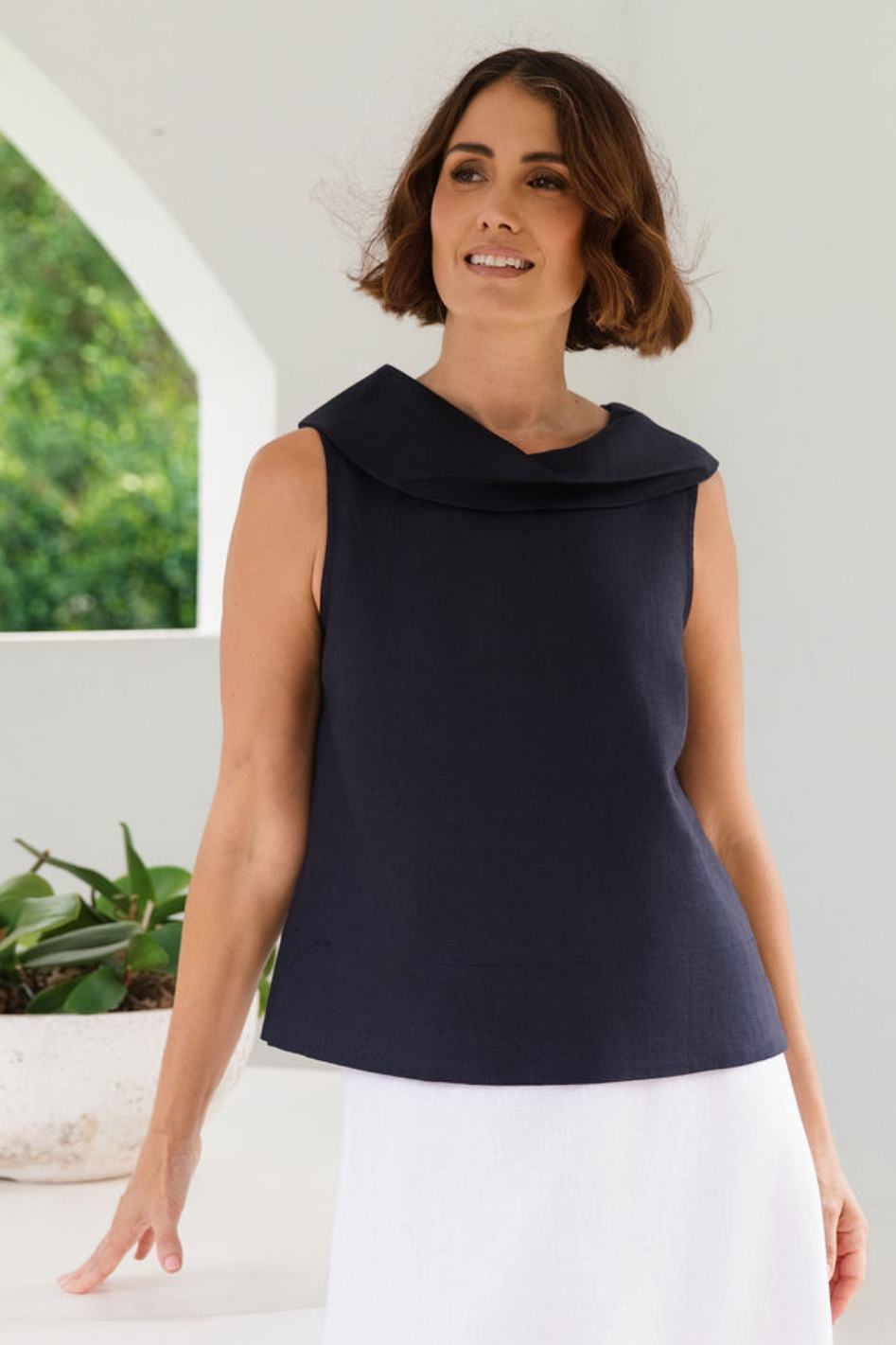 See Saw Sleeveless Linen Button Back Top in Navy