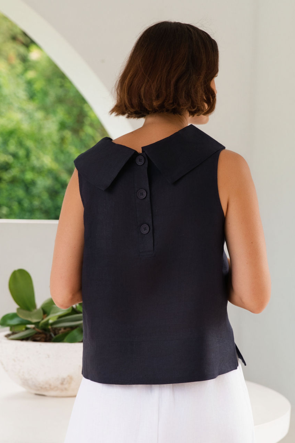 See Saw Sleeveless Linen Button Back Top in Navy
