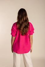 Load image into Gallery viewer, Two T&#39;s Linen Puff Sleeve Top
